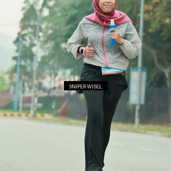 Runner Photo 7041131