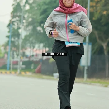 Runner Photo 7041134