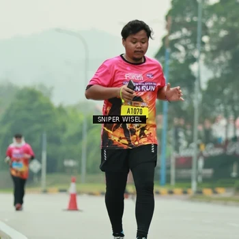 Runner Photo 7041142