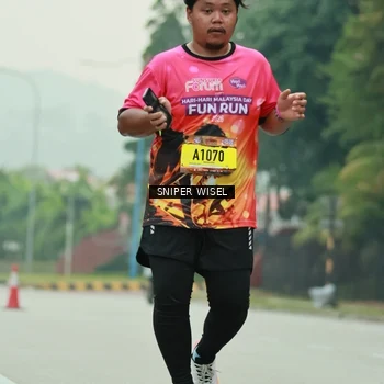 Runner Photo 7041157