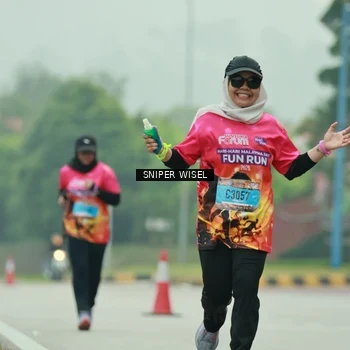 Runner Photo 7041168