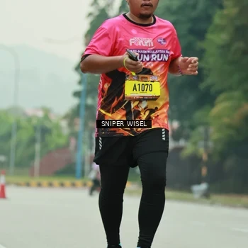 Runner Photo 7041174