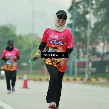 Runner Photo 7041178