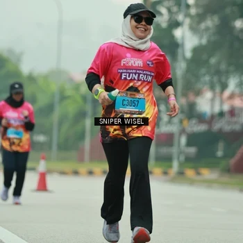 Runner Photo 7041192