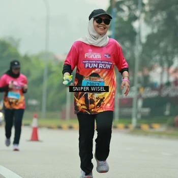 Runner Photo 7041193