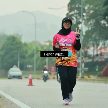 Runner Photo 7041223