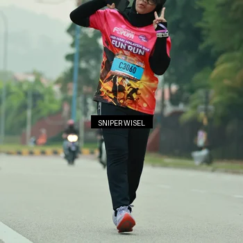 Runner Photo 7041230
