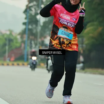 Runner Photo 7041244
