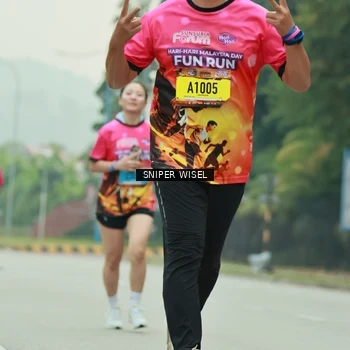 Runner Photo 7041305