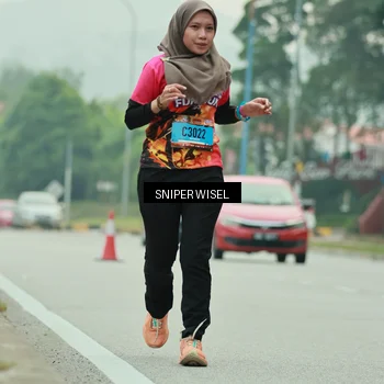 Runner Photo 7041351