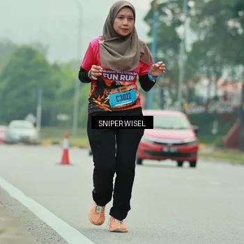 Runner Photo 7041356