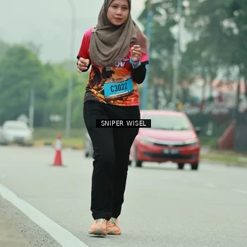 Runner Photo 7041358
