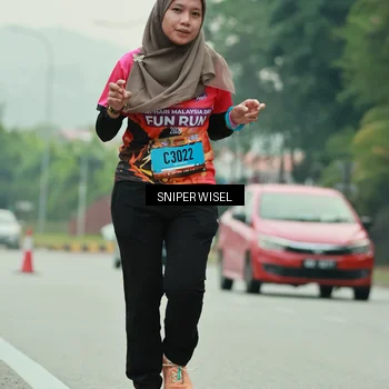 Runner Photo 7041365