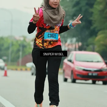 Runner Photo 7041367