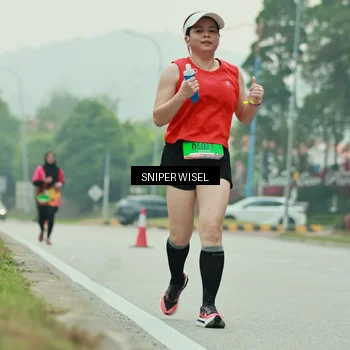 Runner Photo 7041381