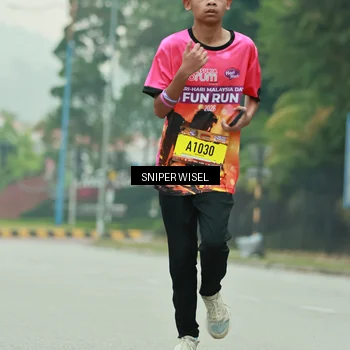 Runner Photo 7041435