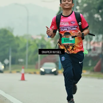 Runner Photo 7041456