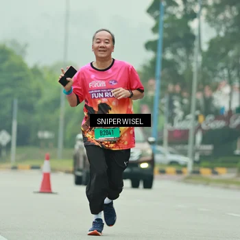 Runner Photo 7041486