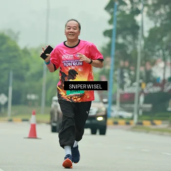 Runner Photo 7041487