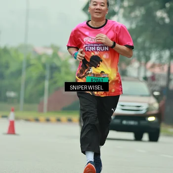 Runner Photo 7041500