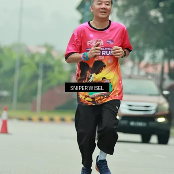 Runner Photo 7041501