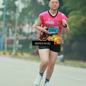 Runner Photo 7041533