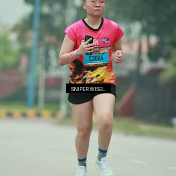 Runner Photo 7041534