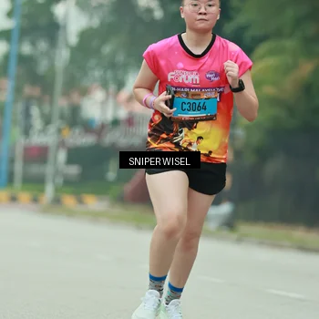 Runner Photo 7041535