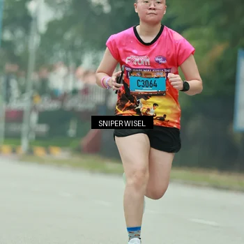 Runner Photo 7041540