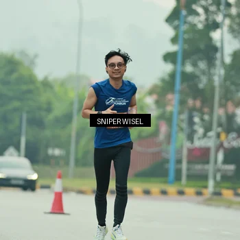 Runner Photo 7041557