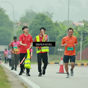 Runner Photo 7041595