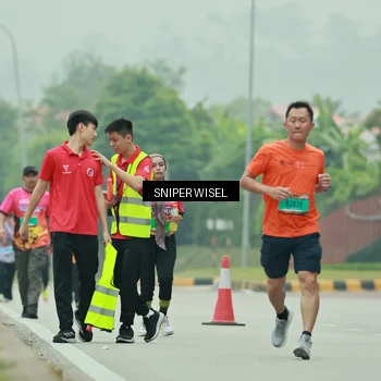 Runner Photo 7041597