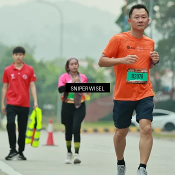 Runner Photo 7041606