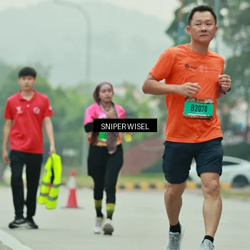 Runner Photo 7041608