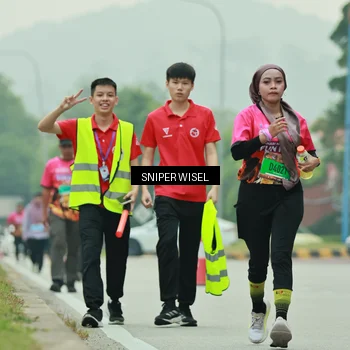 Runner Photo 7041612
