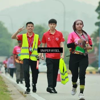 Runner Photo 7041619