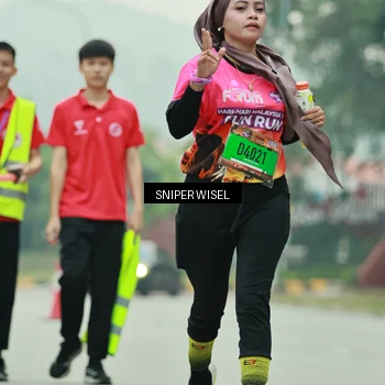 Runner Photo 7041622