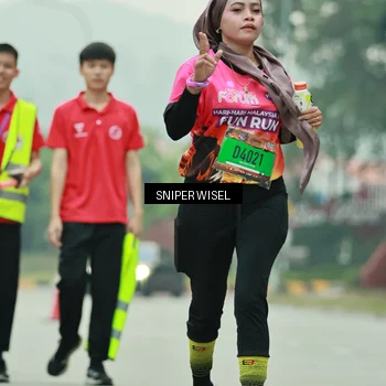 Runner Photo 7041623