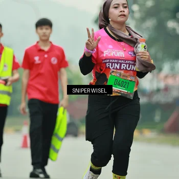 Runner Photo 7041624