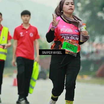 Runner Photo 7041625