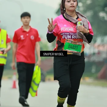 Runner Photo 7041631