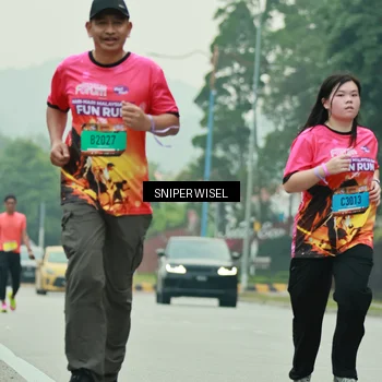 Runner Photo 7041654