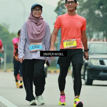 Runner Photo 7041660
