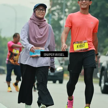 Runner Photo 7041664