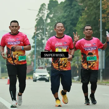Runner Photo 7041684