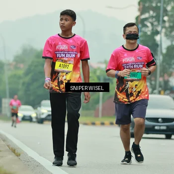 Runner Photo 7041751