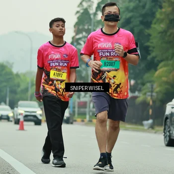 Runner Photo 7041754