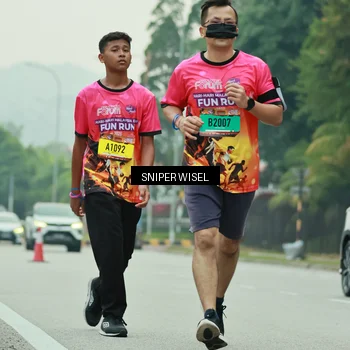Runner Photo 7041758