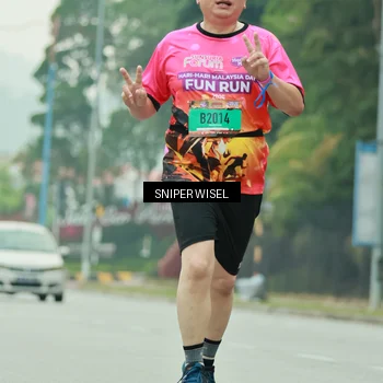 Runner Photo 7041812