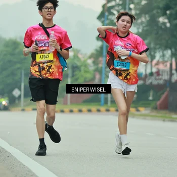Runner Photo 7041838